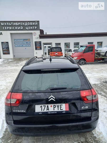 Citroen C5 2011  випуску Львів з двигуном 2 л дизель універсал автомат за 9000 долл. 