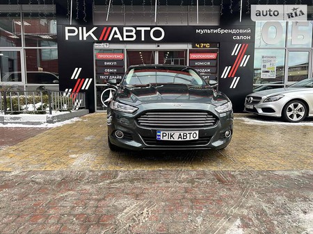 Ford Mondeo 2015  випуску Львів з двигуном 2 л дизель седан автомат за 14900 долл. 