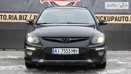 Hyundai i30 2011  випуску Житомир з двигуном 1.6 л дизель універсал механіка за 7400 долл. 