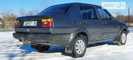 Volkswagen Jetta 1989  випуску Івано-Франківськ з двигуном 1.3 л бензин седан механіка за 2650 долл. 