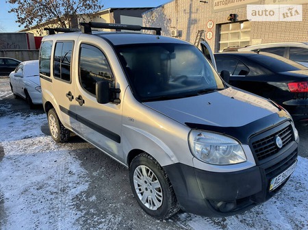 Fiat Doblo 2007  випуску Дніпро з двигуном 1.4 л бензин мінівен механіка за 5499 долл. 