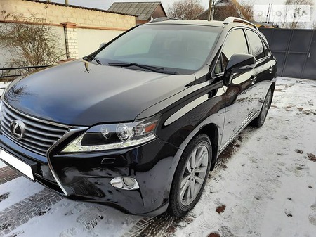 Lexus RX 350 2013  випуску Харків з двигуном 3.5 л бензин позашляховик автомат за 28700 долл. 