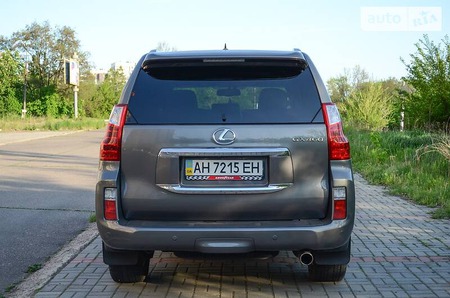 Lexus GX 460 2011  випуску Донецьк з двигуном 4.6 л бензин позашляховик автомат за 32000 долл. 