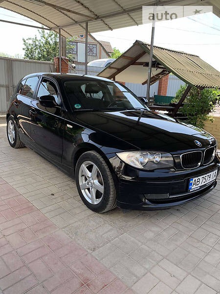 BMW 116 2010  випуску Вінниця з двигуном 2 л бензин хэтчбек механіка за 7300 долл. 