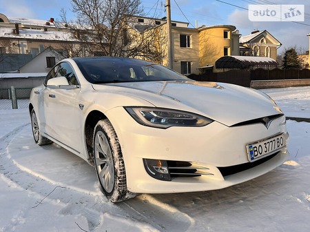 Tesla S 2017  випуску Тернопіль з двигуном 0 л електро седан автомат за 47500 долл. 