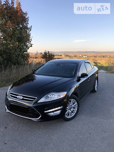 Ford Mondeo 2011  випуску Львів з двигуном 2 л бензин седан автомат за 9200 долл. 