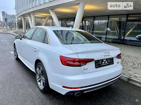 Audi A4 Limousine 2016  випуску Львів з двигуном 2 л бензин седан автомат за 21000 долл. 