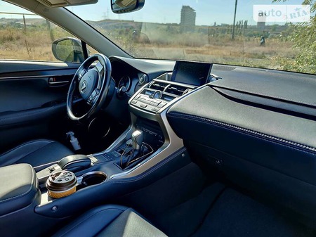 Lexus NX 200t 2016  випуску Одеса з двигуном 2 л бензин позашляховик автомат за 29500 долл. 