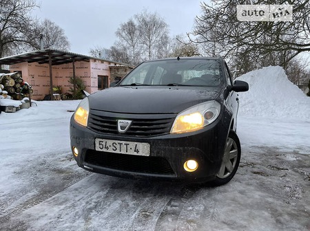 Dacia Sandero 2011  випуску Суми з двигуном 1.2 л бензин хэтчбек механіка за 5950 долл. 