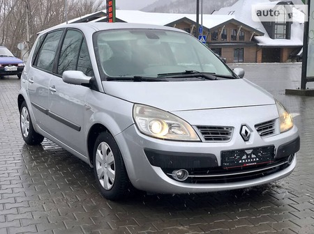 Renault Scenic 2007  випуску Чернівці з двигуном 1.6 л бензин мінівен механіка за 4990 долл. 