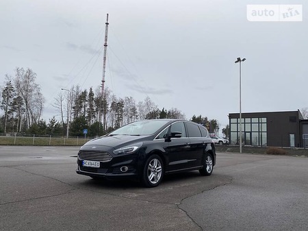 Ford S-Max 2015  випуску Луцьк з двигуном 2 л дизель мінівен автомат за 15900 долл. 