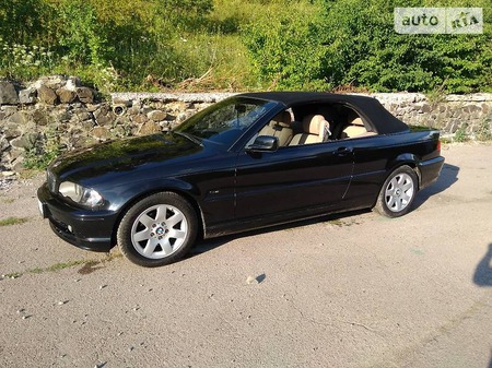 BMW 318 2002  випуску Рівне з двигуном 2 л бензин кабріолет механіка за 5800 долл. 