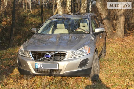 Volvo XC60 2012  випуску Чернігів з двигуном 3 л бензин позашляховик автомат за 18450 долл. 
