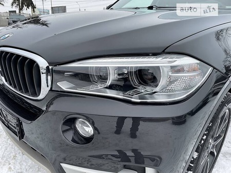 BMW X5 2015  випуску Тернопіль з двигуном 3 л дизель позашляховик автомат за 38900 долл. 