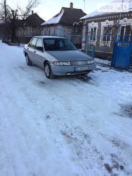 Mercury Tracer 1991  випуску Донецьк з двигуном 1.9 л бензин седан механіка за 1500 долл. 