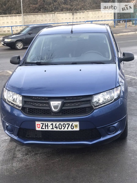 Dacia Sandero 2014  випуску Київ з двигуном 1.5 л дизель хэтчбек механіка за 7600 долл. 