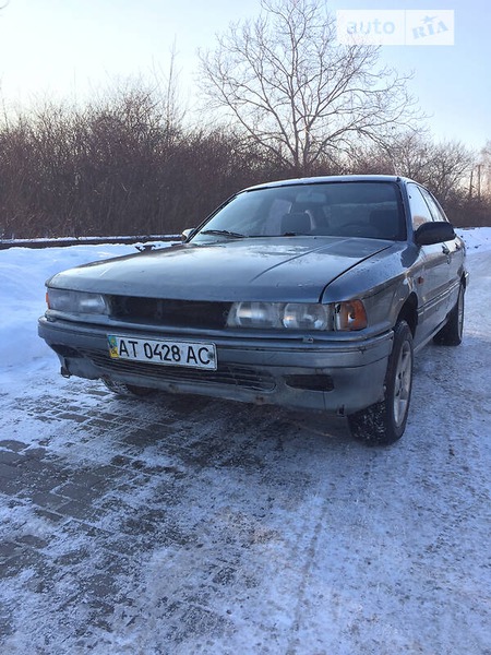 Mitsubishi Galant 1991  випуску Івано-Франківськ з двигуном 1.8 л бензин седан механіка за 1499 долл. 