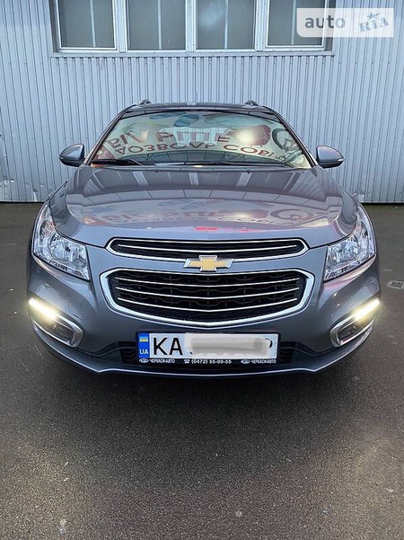 Chevrolet Cruze 2016  випуску Київ з двигуном 1.4 л бензин універсал автомат за 12500 долл. 