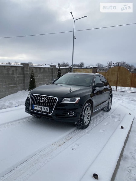 Audi Q5 2014  випуску Чернігів з двигуном 2 л бензин позашляховик автомат за 20800 долл. 