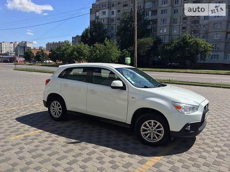 Mitsubishi ASX 2011  випуску Хмельницький з двигуном 1.8 л дизель позашляховик механіка за 11200 долл. 