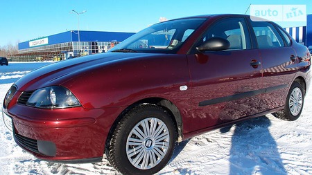 Seat Cordoba 2003  випуску Суми з двигуном 1.4 л бензин седан  за 5000 долл. 
