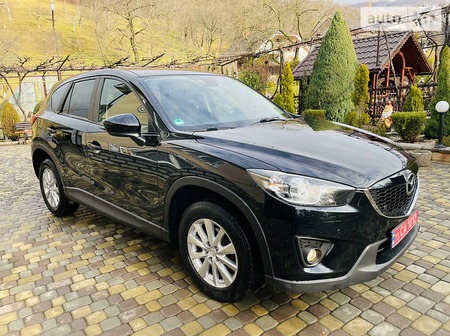 Mazda CX-5 2014  випуску Ужгород з двигуном 2.2 л дизель позашляховик автомат за 16300 долл. 