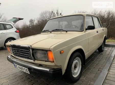 Lada 2107 1989  випуску Львів з двигуном 1.5 л бензин седан механіка за 680 долл. 