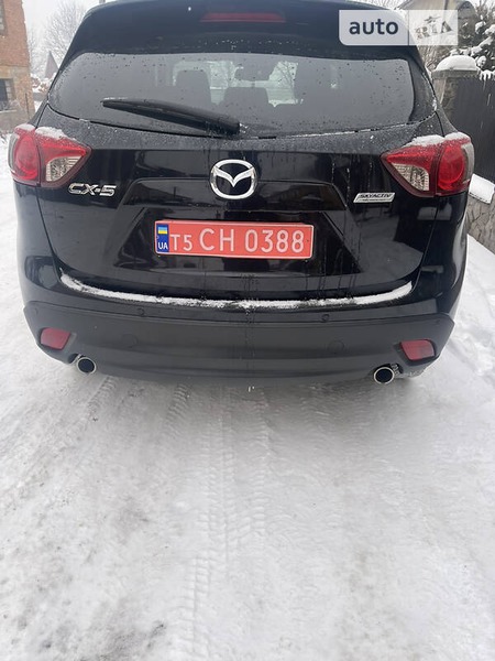 Mazda CX-5 2015  випуску Ужгород з двигуном 2.2 л дизель позашляховик автомат за 16500 долл. 