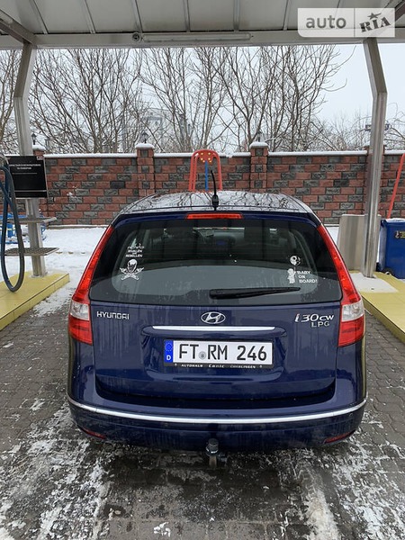 Hyundai i30 2009  випуску Рівне з двигуном 1.4 л  універсал механіка за 6600 долл. 