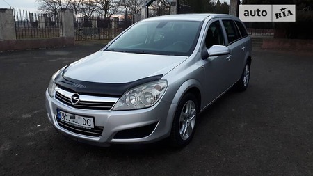 Opel Astra 2009  випуску Одеса з двигуном 1.4 л бензин універсал механіка за 5800 долл. 