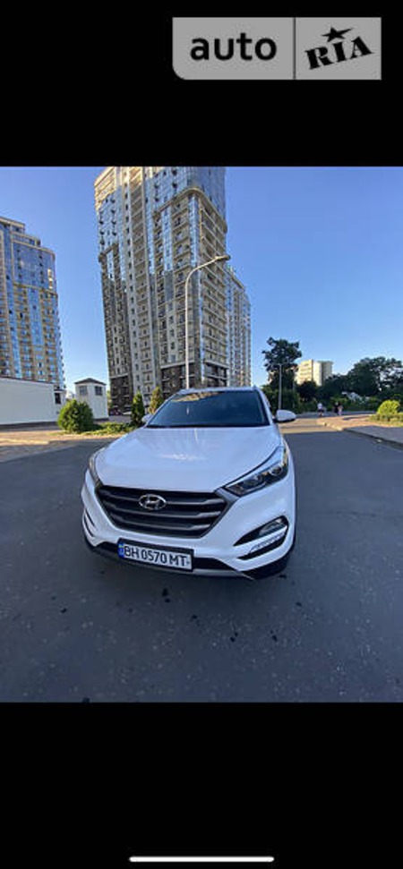 Hyundai Tucson 2015  випуску Одеса з двигуном 2 л дизель позашляховик автомат за 19500 долл. 