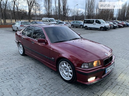BMW 325 1993  випуску Одеса з двигуном 2.5 л бензин седан механіка за 5300 долл. 