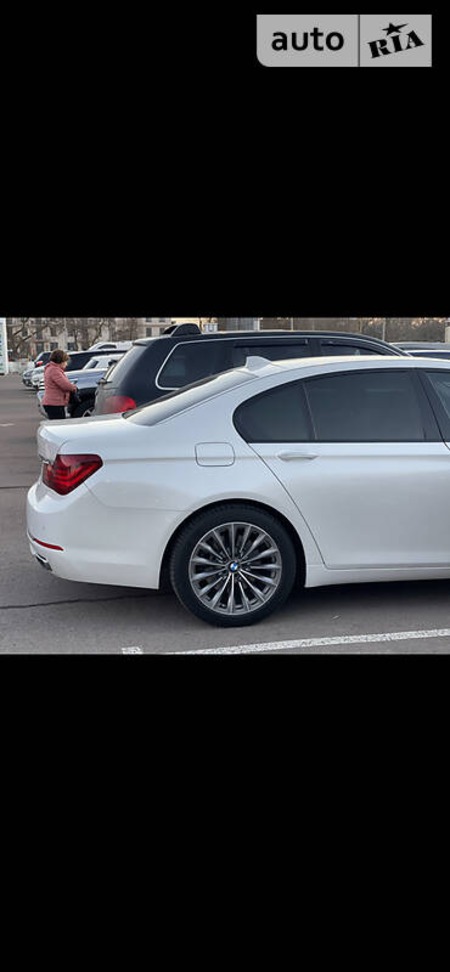 BMW 740 2012  випуску Одеса з двигуном 3 л дизель седан автомат за 37000 долл. 