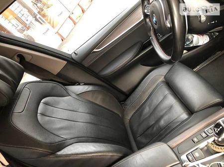 BMW X5 2017  випуску Харків з двигуном 2 л дизель позашляховик  за 49900 долл. 