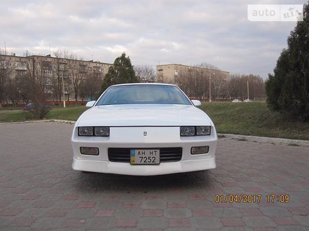 Chevrolet Camaro 1991  випуску Донецьк з двигуном 5 л бензин купе автомат за 15000 долл. 