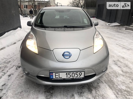 Nissan Leaf 2013  випуску Тернопіль з двигуном 0 л електро хэтчбек автомат за 9500 долл. 