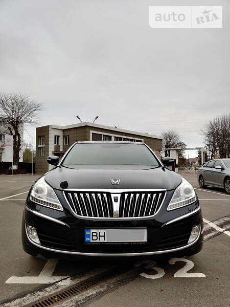 Hyundai Equus 2013  випуску Одеса з двигуном 4.6 л бензин седан автомат за 17000 долл. 