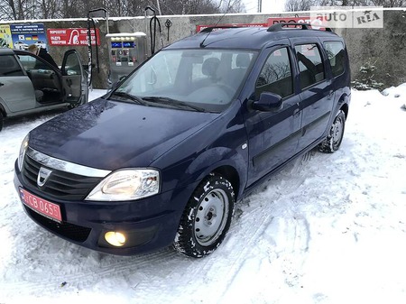 Dacia Logan MCV 2009  випуску Суми з двигуном 1.6 л бензин універсал механіка за 6950 долл. 