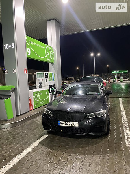 BMW 330 2019  випуску Київ з двигуном 2 л бензин седан автомат за 37777 долл. 