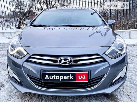 Hyundai i40 2012  випуску Київ з двигуном 1.7 л дизель седан автомат за 12700 долл. 