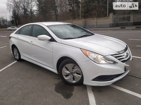 Hyundai Sonata 2013  випуску Вінниця з двигуном 2.4 л бензин седан автомат за 9250 долл. 