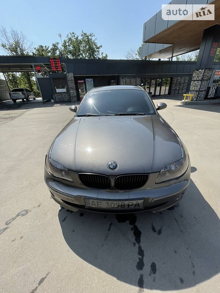 BMW 118 2006  випуску Дніпро з двигуном 2 л дизель хэтчбек механіка за 6500 долл. 