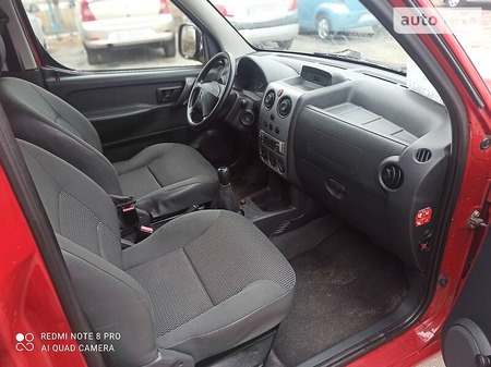 Citroen Berlingo 2009  випуску Хмельницький з двигуном 1.4 л бензин мінівен механіка за 5300 долл. 