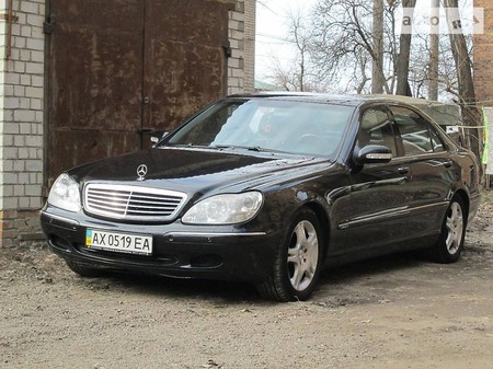 Mercedes-Benz S 600 2001  випуску Харків з двигуном 6 л  седан автомат за 9000 долл. 