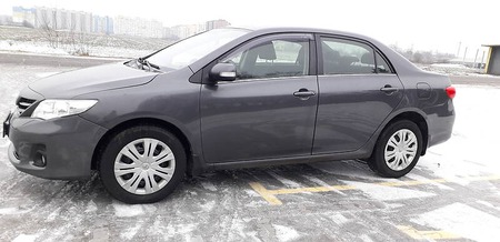 Toyota Corolla 2011  випуску Полтава з двигуном 1.6 л бензин седан автомат за 10200 долл. 
