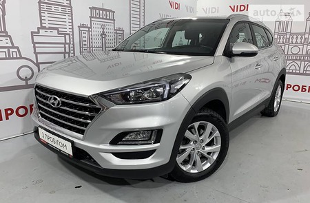 Hyundai Tucson 2019  випуску Київ з двигуном 2 л бензин універсал автомат за 674000 грн. 