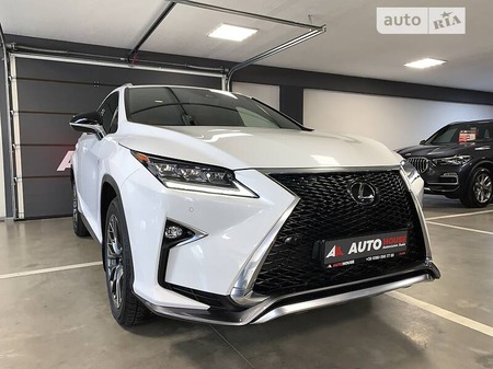 Lexus RX 300 2019  випуску Львів з двигуном 2 л бензин позашляховик автомат за 59700 долл. 