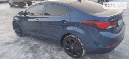 Hyundai Elantra 2015  випуску Харків з двигуном 1.8 л бензин седан  за 11000 долл. 