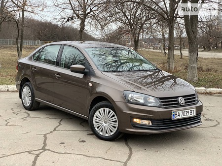 Volkswagen Polo 2018  випуску Кропивницький з двигуном 1.4 л бензин седан механіка за 11699 долл. 