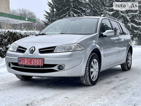 Renault Megane 2009  випуску Черкаси з двигуном 1.6 л бензин універсал механіка за 6990 долл. 